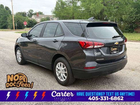 Used 2022 Chevrolet Equinox LS FWD image 9