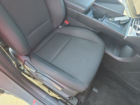 Used 2024 Hyundai Santa Fe SE FWD image 10
