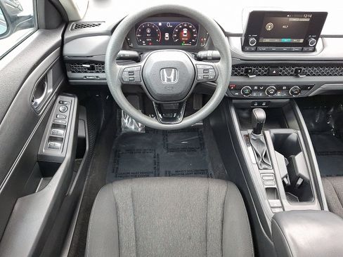 Used 2023 Honda Accord EX image 10