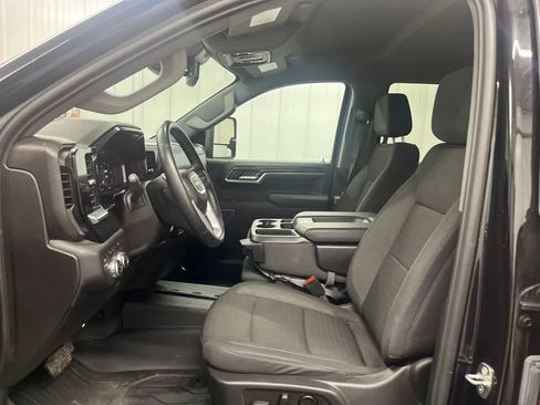 Used 2024 GMC Sierra 1500 Elevation w/ X31 Off-Road Package AWD/4WD image 19
