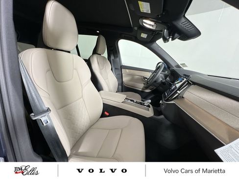 New 2026 Volvo XC90 B5 Core w/ Protection Package image 27