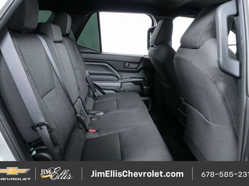 Used 2025 Toyota 4Runner SR5 RWD image 19