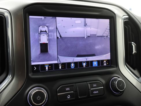 Used 2020 Chevrolet Silverado 2500 LTZ w/ LTZ Premium Package AWD/4WD image 18