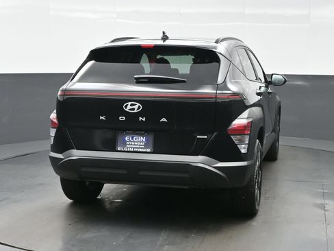 Used 2025 Hyundai Kona SEL AWD/4WD image 5