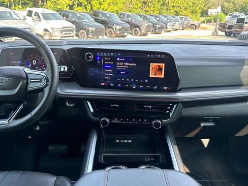 Used 2025 Chevrolet Tahoe RST w/ Comfort Package AWD/4WD image 33