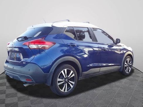 Used 2020 Nissan Kicks SV w/ Exterior Package image 3
