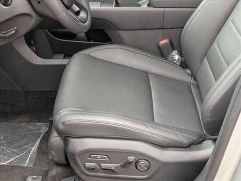 New 2025 Hyundai Santa Fe Calligraphy image 4