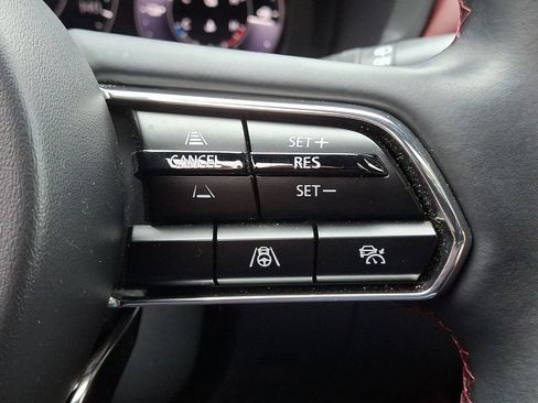 Used 2025 MAZDA CX-70 Plug-In Hybrid w/ Premium Plus AWD/4WD image 24