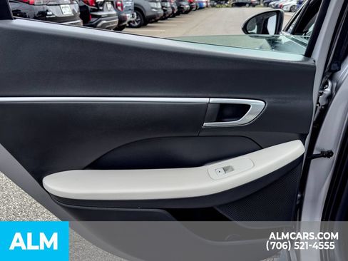 Used 2023 Hyundai Sonata SEL FWD image 14