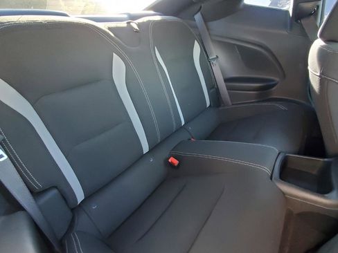 Used 2020 Chevrolet Camaro LS RWD image 6