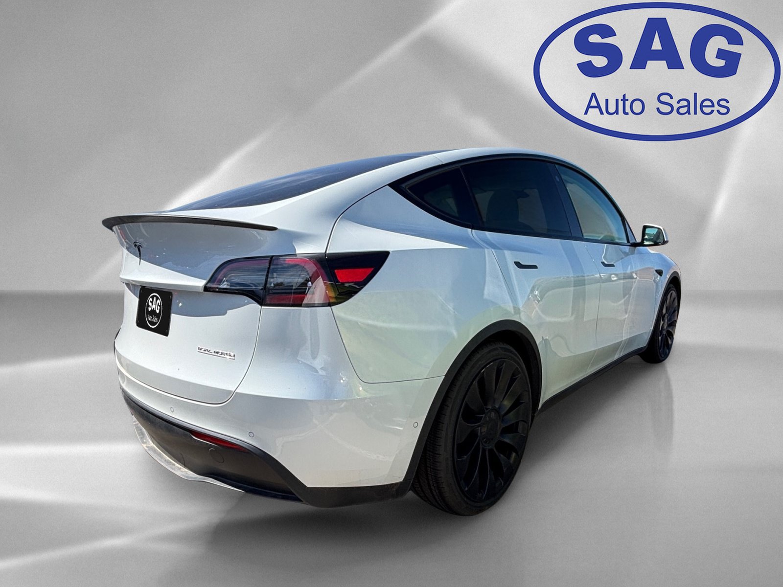 Used 2022 Tesla Model Y Performance AWD/4WD image 3