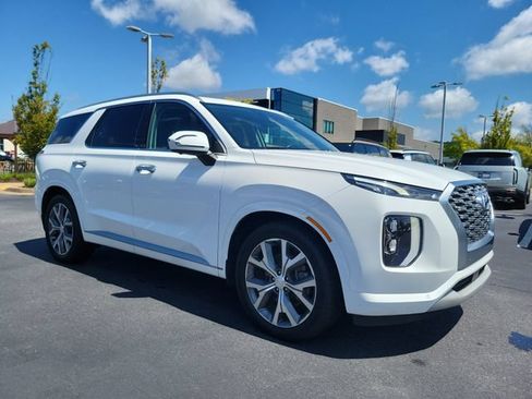 Used 2022 Hyundai Palisade Limited FWD image 3