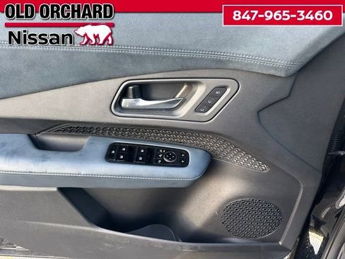 Used 2023 Nissan Ariya image 8