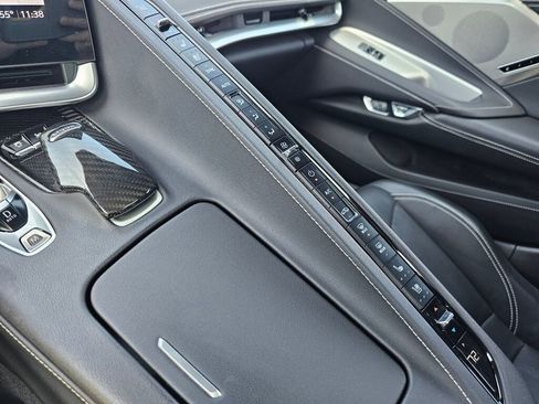 Used 2021 Chevrolet Corvette Stingray Preferred Conv w/ Z51 Performance Package RWD image 26