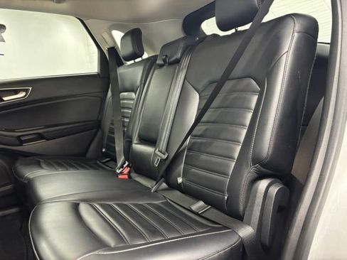 Used 2024 Ford Edge SEL AWD/4WD image 9