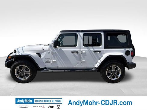 Used 2020 Jeep Wrangler Unlimited Sahara w/ Cold Weather Group AWD/4WD image 4