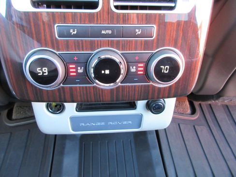 Used 2017 Land Rover Range Rover Supercharged image 42