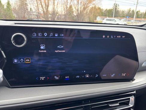Used 2024 Chevrolet Traverse LT w/ Midnight/Sport Edition FWD image 37