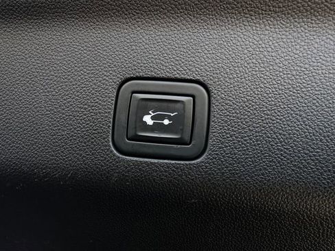 Used 2021 Cadillac Escalade Sport Platinum w/ Heavy-Duty Trailer Package image 45