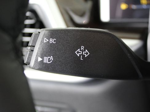 New 2026 BMW X5 sDrive40i w/ M Sport Package image 30