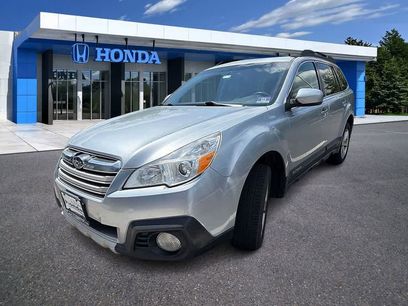 Used 2014 Subaru Outback 2.5i Limited w/ Moonroof Package