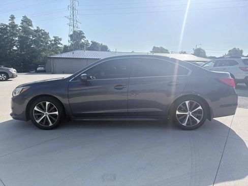 Used 2015 Subaru Legacy 2.5i Limited AWD/4WD image 9