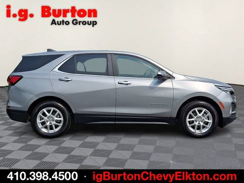 Used 2024 Chevrolet Equinox LT FWD image 7