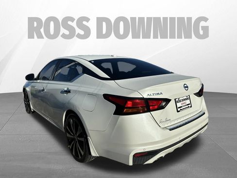 Used 2020 Nissan Altima 2.5 Platinum FWD image 6