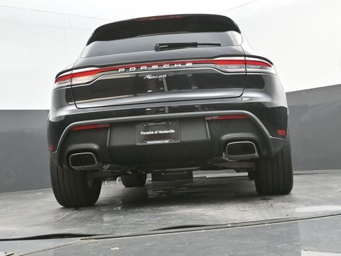 New 2026 Porsche Macan image 27