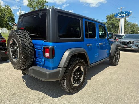 Used 2021 Jeep Wrangler Unlimited Sport AWD/4WD image 5