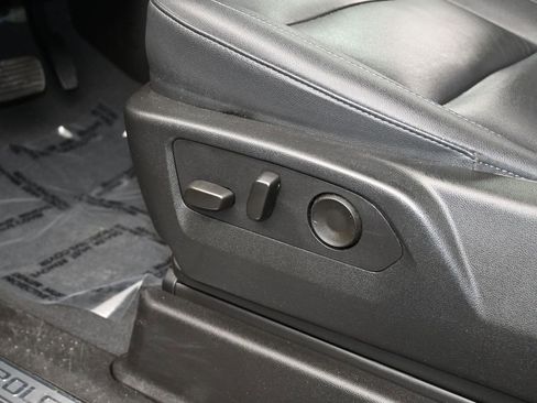 Used 2024 Chevrolet Tahoe LT image 12