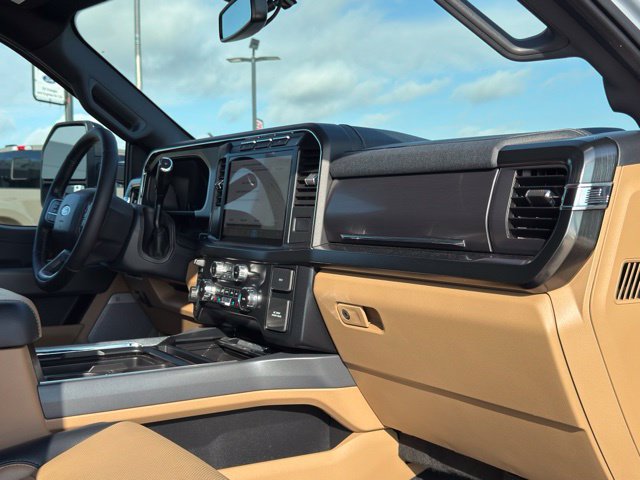 Used 2024 Ford F250 Lariat w/ Sport Appearance Package AWD/4WD image 21