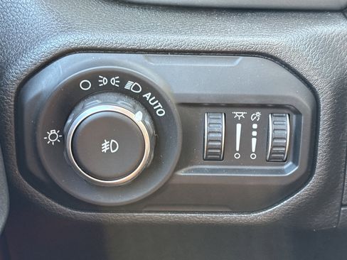 Used 2019 Jeep Wrangler Unlimited Rubicon image 32