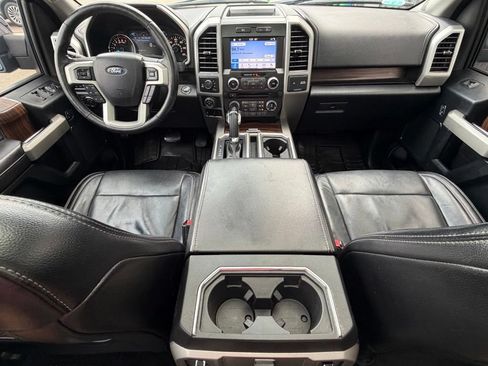 Used 2017 Ford F150 Lariat w/ Equipment Group 502A Luxury AWD/4WD image 8