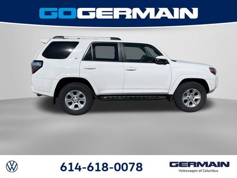 Used 2022 Toyota 4Runner SR5 Premium w/ Moonroof Package image 11
