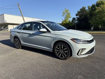New 2025 Volkswagen Jetta SE