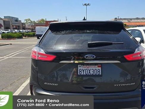 Used 2019 Ford Edge Titanium AWD/4WD image 5