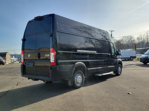 Used 2025 RAM ProMaster 3500 w/ Safety Group image 4
