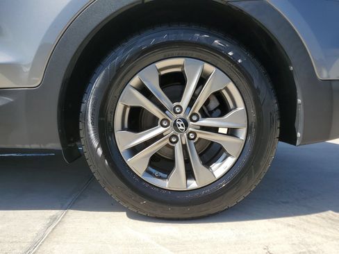 Used 2014 Hyundai Santa Fe Sport FWD image 9