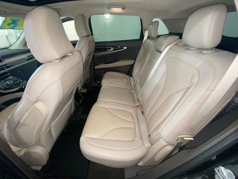 Used 2023 Lincoln Nautilus Reserve AWD/4WD image 28