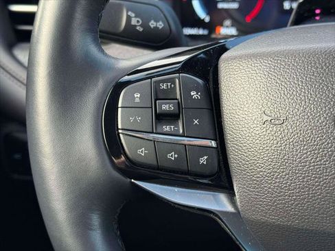 Used 2025 Ford Explorer Platinum image 23