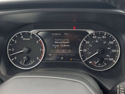 Used 2025 Nissan Rogue SV FWD image 19