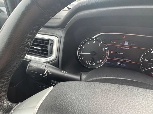 Used 2021 Nissan Titan SV w/ SV Convenience Package RWD image 53