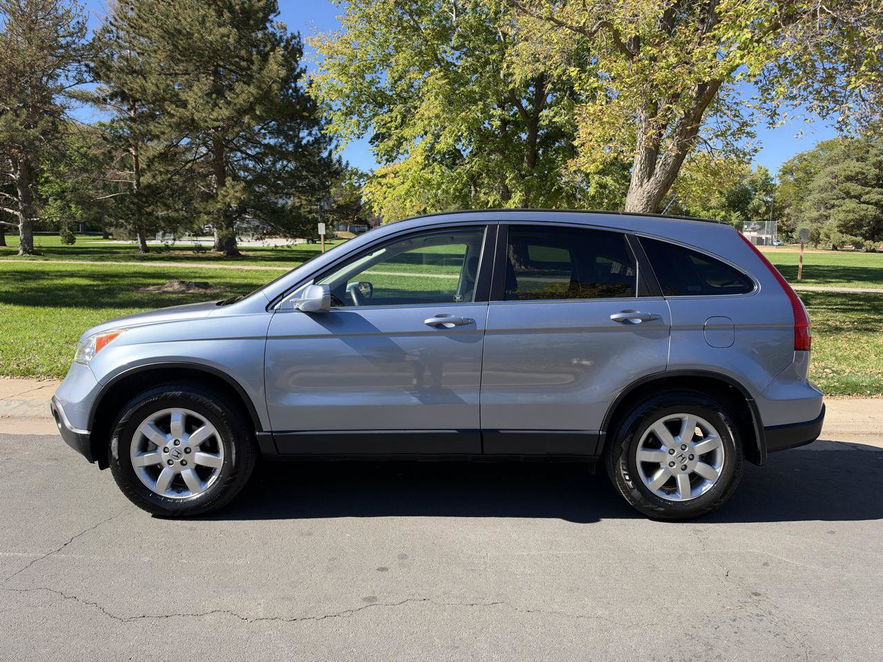 Used 2007 Honda CR-V EX-L image 2