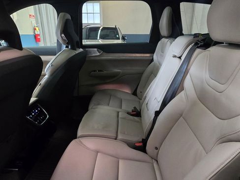 New 2026 Volvo EX90 Ultra image 16
