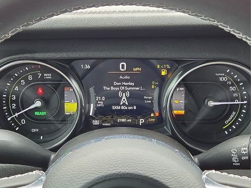 Used 2023 Jeep Wrangler Unlimited Sahara image 25