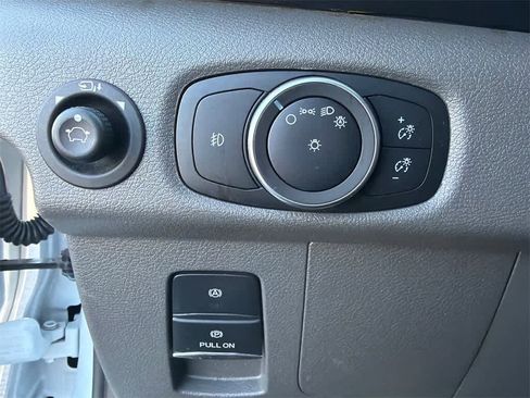 Used 2023 Ford Transit 350 XLT image 26