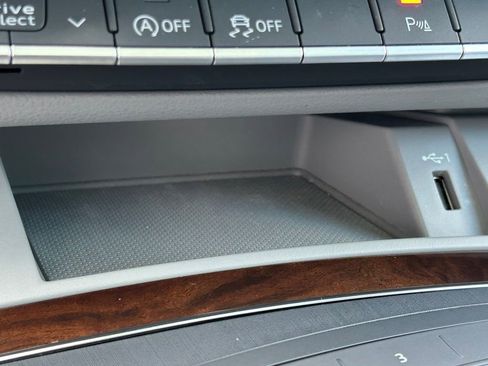 Used 2020 Audi Q5 2.0T Premium image 38