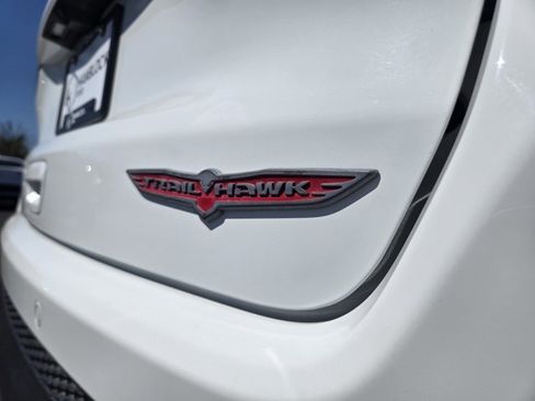 Used 2025 Jeep Compass Trailhawk AWD/4WD image 40