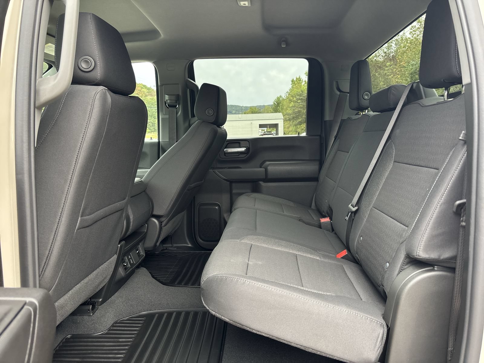 New 2026 Chevrolet Silverado 2500 Custom w/ Custom Value Package AWD/4WD image 24